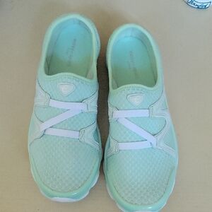 Easy Spirit Mint Green Athletic Slip-Ons 9W